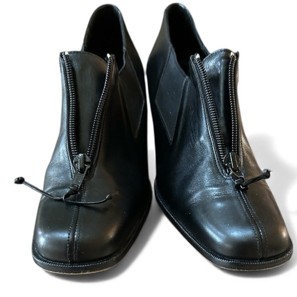 Donald J Pliner Black Leather Square Toe Zip Front Block Heal Couture Shoes 9N - Picture 9 of 16